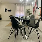 شقة Modern Charm In Barrio لقنت